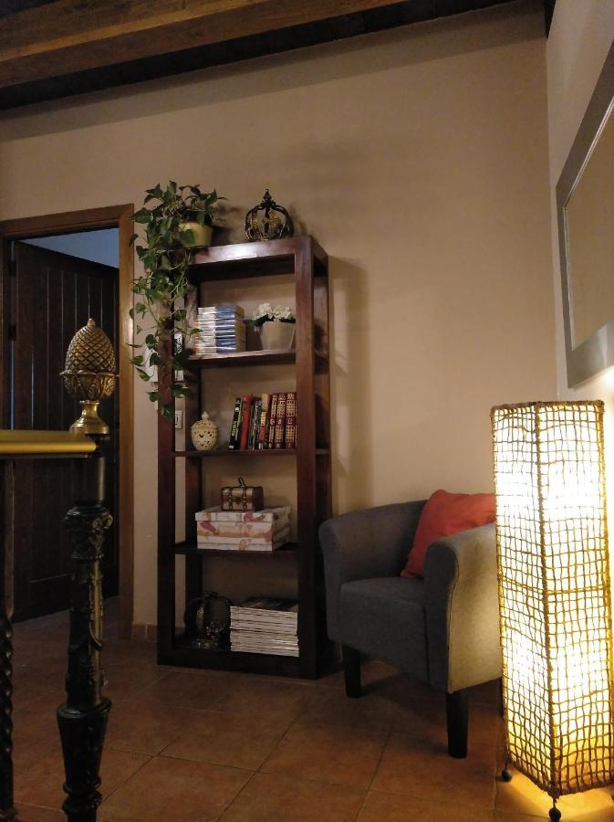 La Casa Del Grial